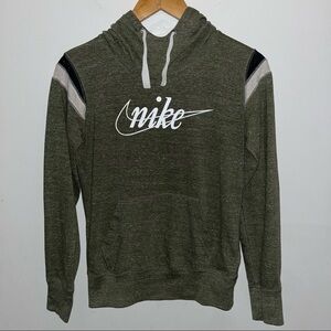 Nike Hoodie Sweatshirt Swoosh Women’s Size Small